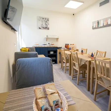 Affittacamere & Breakfast 3*